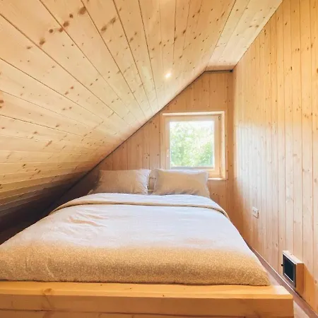 Log House Natura *
